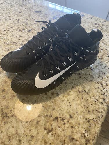Nike Alpha Menace Elite TD Football Cleats