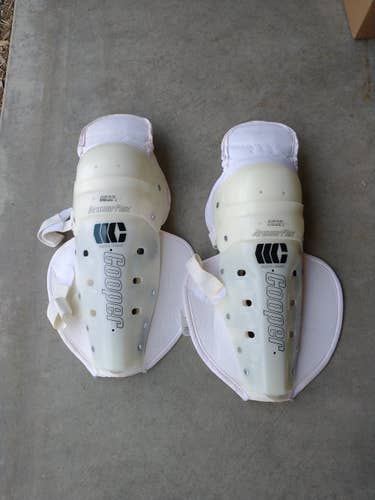 Vintage Cooper Shin Pads DG32 Large - 17-18"