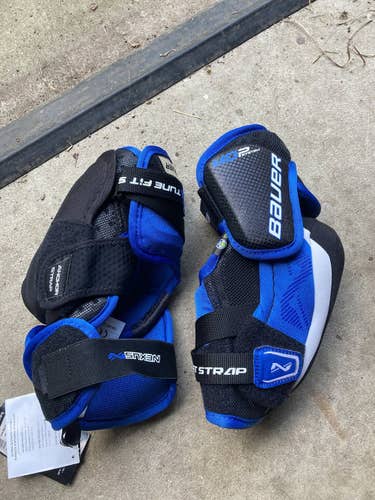 New Senior Medium Bauer Elbow Pads