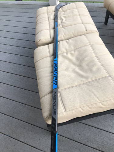 Used Left Hand Toe Pattern Nexus 2N Hockey Stick
