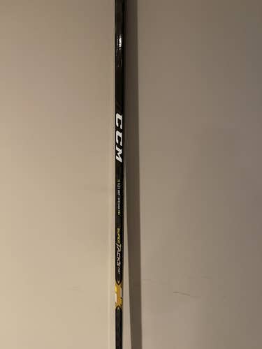 New Senior CCM Right Handed Super Tacks AS1 Hockey Stick
