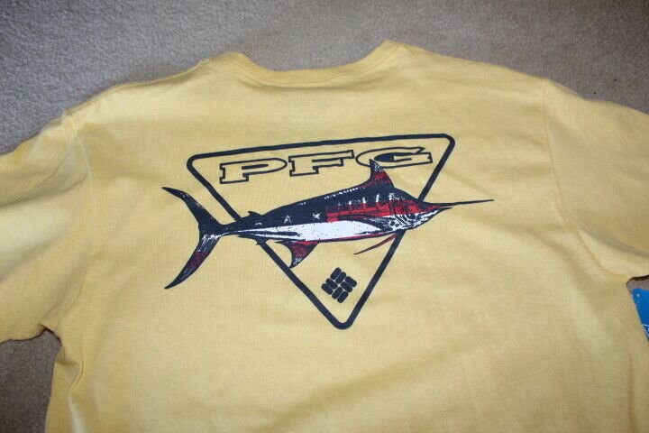 COLUMBIA PFG SALTY CREW FISHING TEE SMALL T-SHIRT BRAND NEW FISH MARLIN YELLOW HUNTING S/S MENS