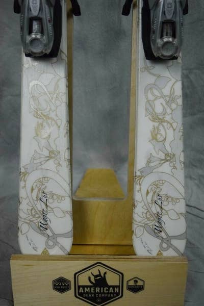 K2 MAGIC LUV WOMENS SKIS 146CM WITH MARKER BINDINGS | SidelineSwap