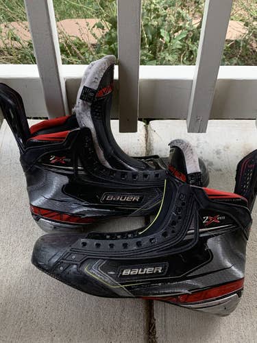 Senior Used Bauer Vapor 2X Pro Hockey Skates Extra Wide Width Size 9.5