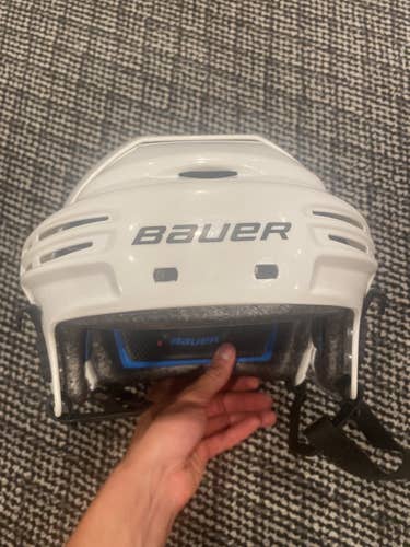 Bauer are-AKT 75