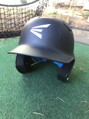 Black Used 7 3/8 Easton Z5 2.0 Batting Helmet