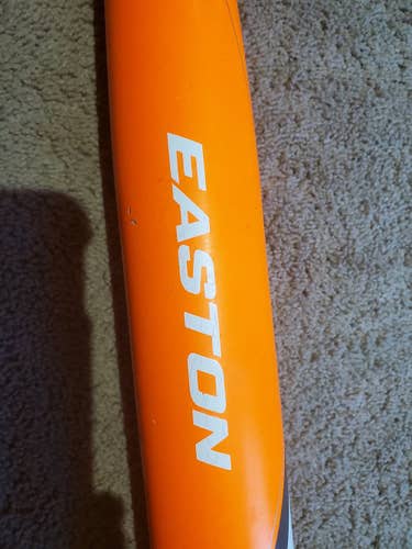 Used Kid Pitch (9YO-13YO) USSSA Certified 2014 Easton Composite Mako Bat (-11) 19 oz 30"