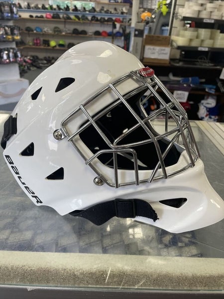 Junior Profile 1200 Bauer Ice Hockey Goalie Helmet