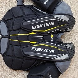 Junior Used Large Bauer Supreme S27 Goalie Chest Protector