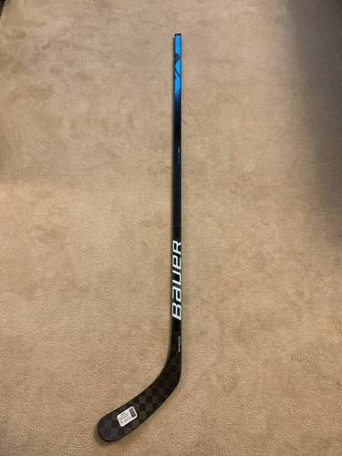 *NEW* Senior Right Hand P92 77 Flex Nexus Geo Hockey Stick