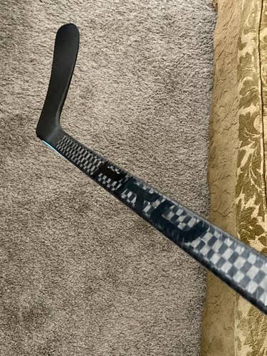 William Nylander Pro Curve 75 Flex Stick