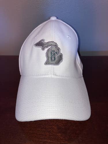 White Great Oaks Country Club (MI) Golf Hat