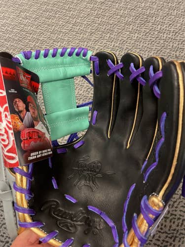 Black Rawlings New Infield Heart of the Hide 11.75" Baseball Glove