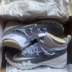 New Size 10 (Women's 11) Nike Shoes