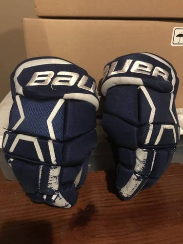 Blue Senior Bauer 13"  Supreme HP Gloves