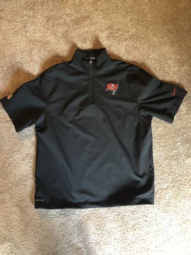 Tampa Bay Buccaneers Team Issued Jacket Large