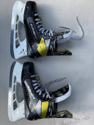 Senior Bauer Supreme 3S Hockey Skates Size 7 Fit 2