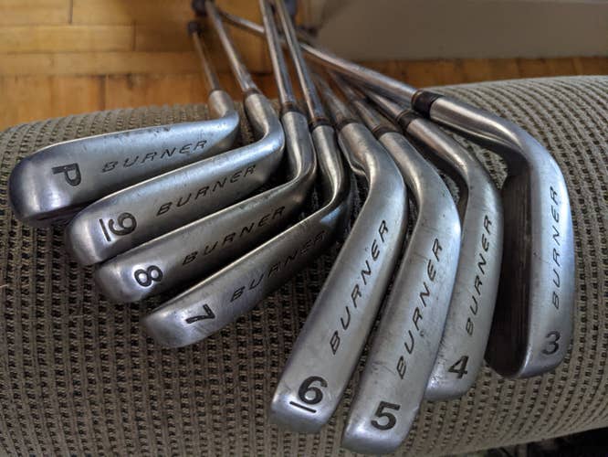 Used Men's TaylorMade Right Handed Burner Iron Set Regular Flex Steel Shaft 3-PW