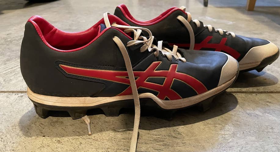 ASICS baseball cleats 8.5