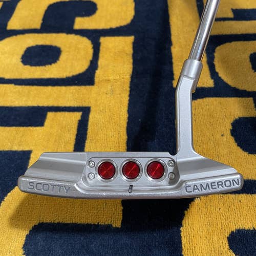 Used Left Hand Select Newport 2 Putter