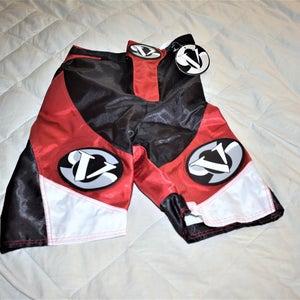 NEW - Savage BMX / MTN Bike Shorts w/Liner and Hip Pads, Red, Size 28