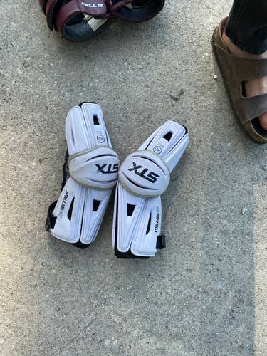 STX Stallion Arm Pads