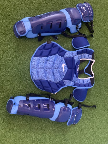 Fathers Day Exclusive Nike Pro Catcher Set