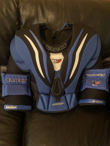 INT L Vaughn Chest Protector