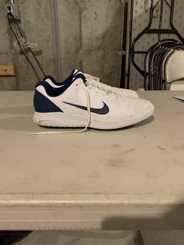Nike Size 13 Golf shoes