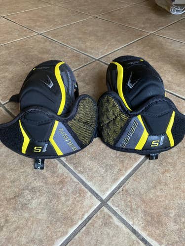 Junior Large Bauer  Supreme 1S Elbow Pads