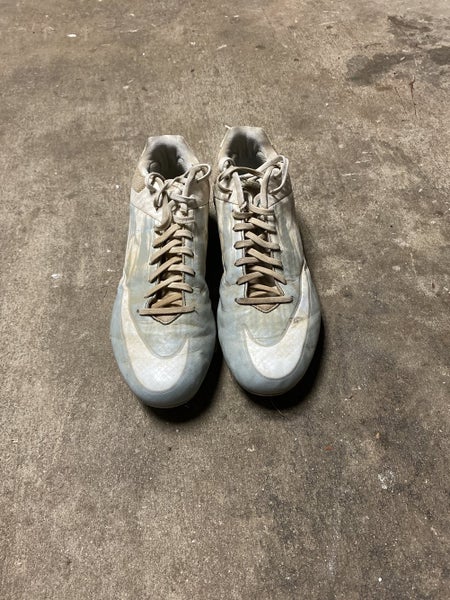 White Men's Size 11.5 Nike Lacrosse Cleats