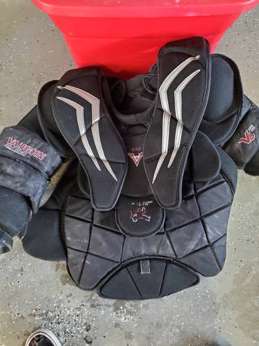 Senior Used XL Vaughn V6 2200 Pro Goalie Chest Protector Pro Stock