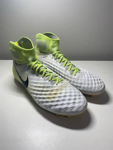 Used Size 9.5 (Women's 10.5) Nike Magista Obra II Cleats