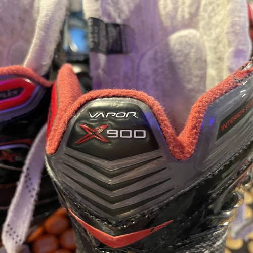 Used Bauer X900 Regular Width Size 8 Hockey Goalie Skates