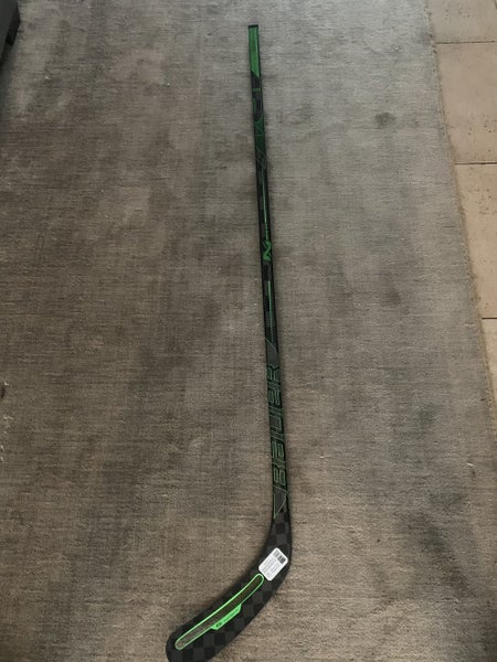 New Senior Bauer Right Handed Nexus ADV Hockey Stick Mid Pattern