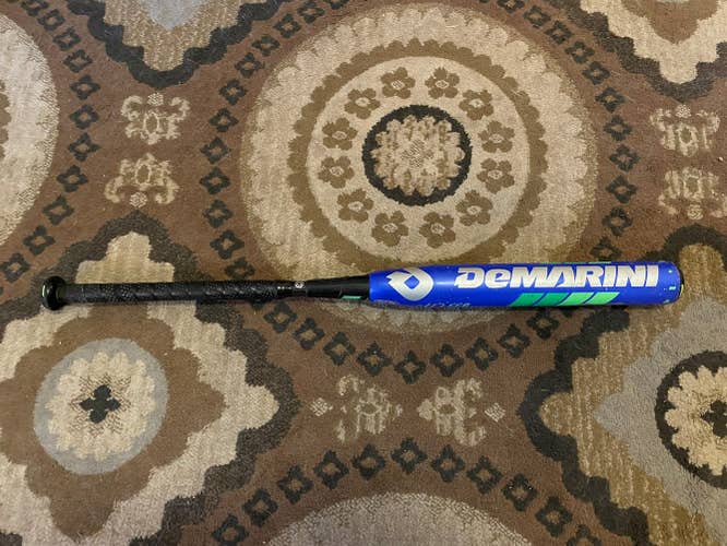 Used DeMarini Composite CF8 Bat (-10) 22 oz 32"