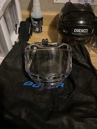 Bauer clear concept 3 face shield