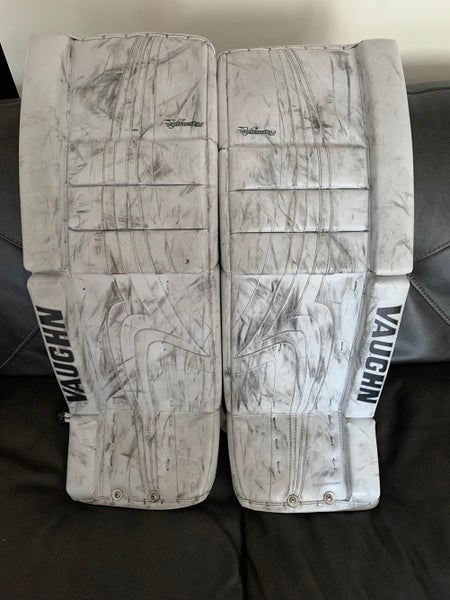 White Used Intermediate 30" + 2" Vaughn Pro V Elite Goalie Leg Pads