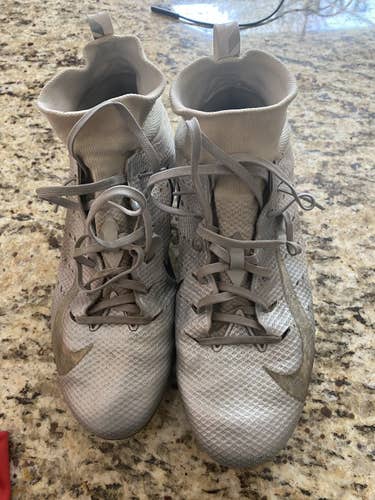 Men's 10.5 Nike Vapor Cleats