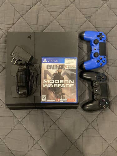 PlayStation 4 500GB BUNDLE