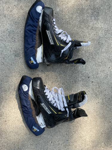 Bauer 2S Pro Supreme Hockey skates and New In Box Speed Plates
