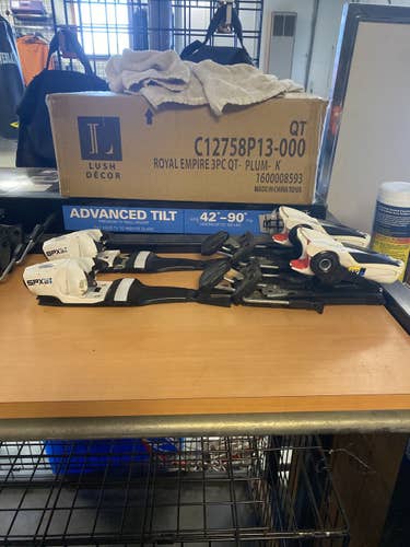 Look 12 Din Bindings