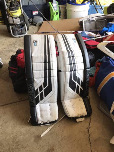 Vaughn ve8 int goalie pads