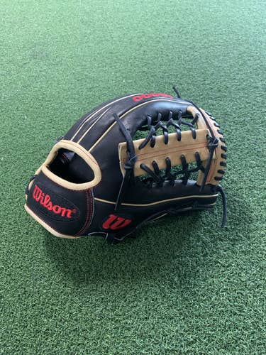 Wilson a2000 baseball glove