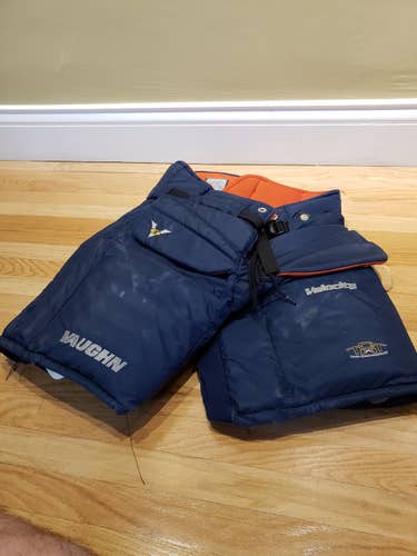 V5 Blue Senior Used Medium Vaughn V5 7800 Hockey Goalie Pants