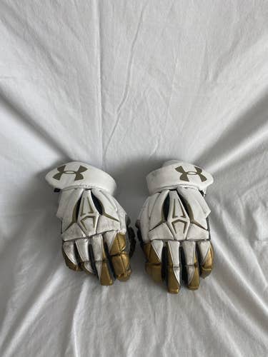 Notre Dame Team Issued White/Gold Under Armour 14" Command Pro 2 Lacrosse Gloves