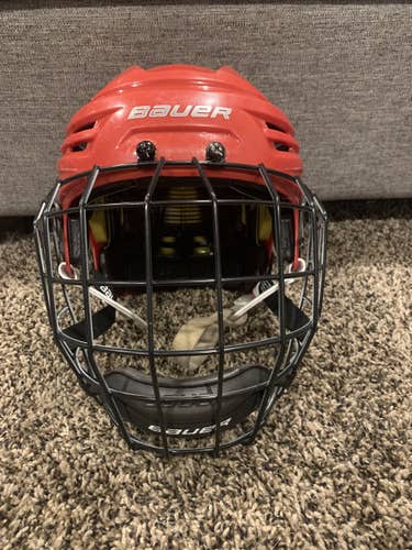 Red Used  Medium Bauer Pro Stock Re-Akt Helmet