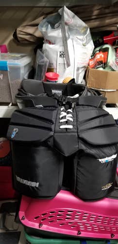 Black Senior Used Large Vaughn Velocity VE8 Pro Carbon Hockey Goalie Pants
