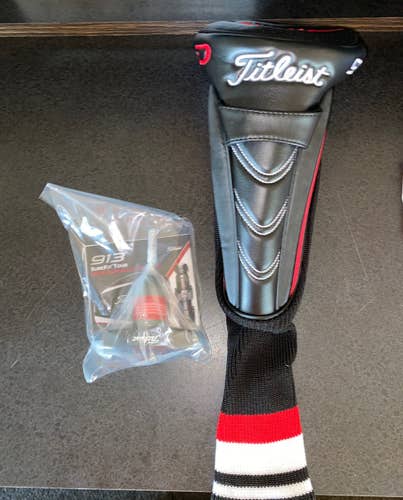 Titleist Driver headcover and tool