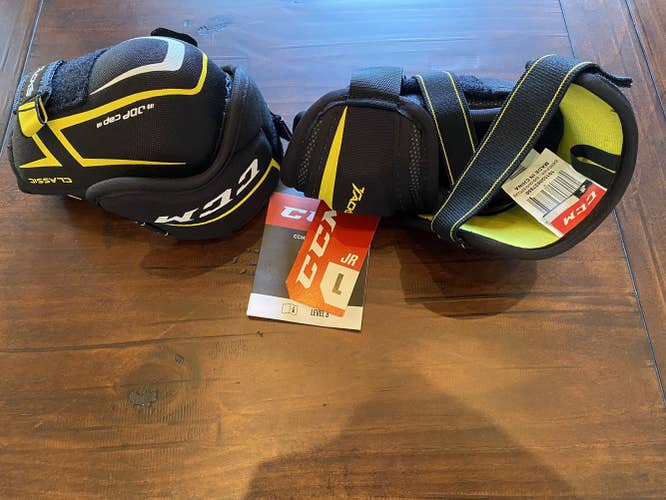 CCM Tacks Classic Pro Elbow Pads